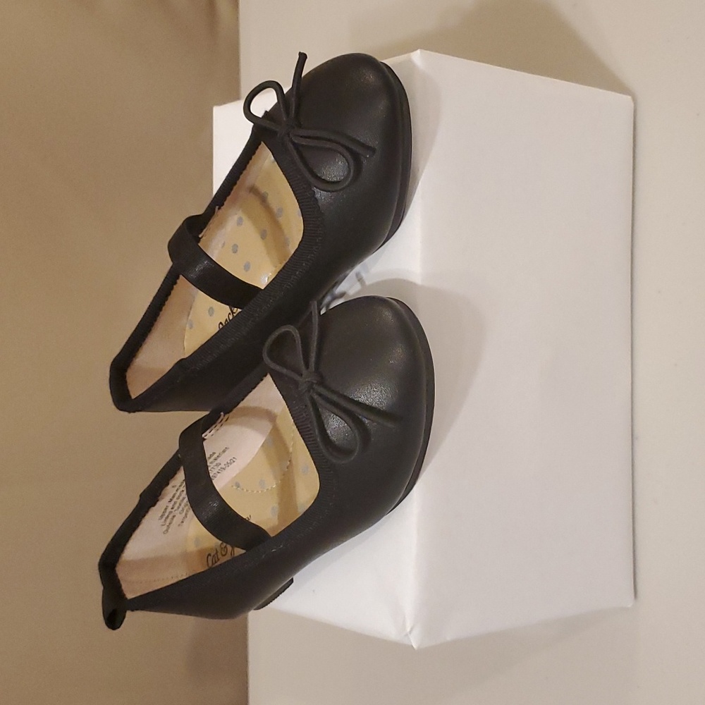 5 Toddler Girls, Black Slip-On Ballet Flats by Cat & Jack